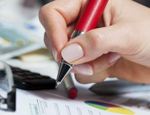 Quel est le délai pour la régularisation des charges locatives ?